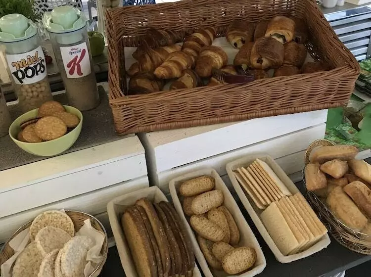 هتل Initial By Balladins Tours Sud