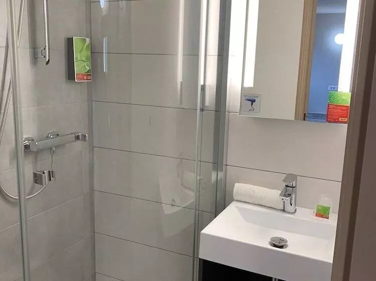 هتل Initial By Balladins Tours Sud