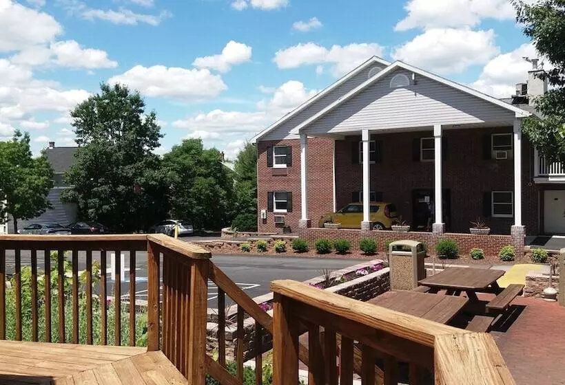 호텔 Inn At Cemetery Hill