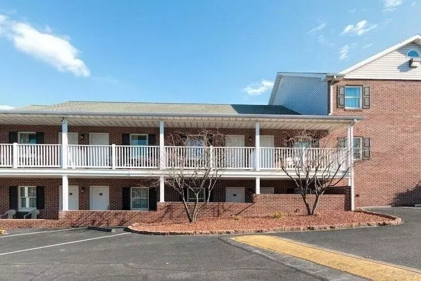 호텔 Inn At Cemetery Hill