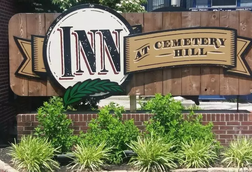 호텔 Inn At Cemetery Hill