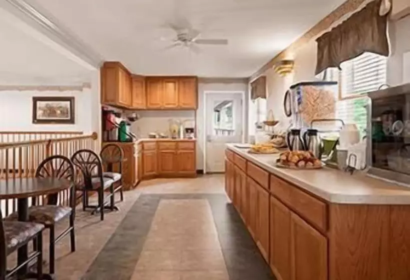 호텔 Inn At Cemetery Hill