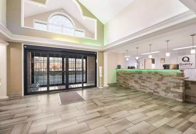 Отель Quality Inn Alcoa Knoxville