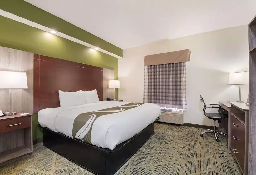 Отель Quality Inn Alcoa Knoxville