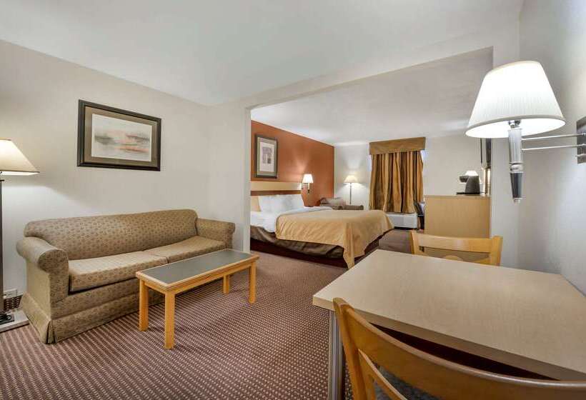 בית מלון כפרי Quality Inn & Suites South Obetz