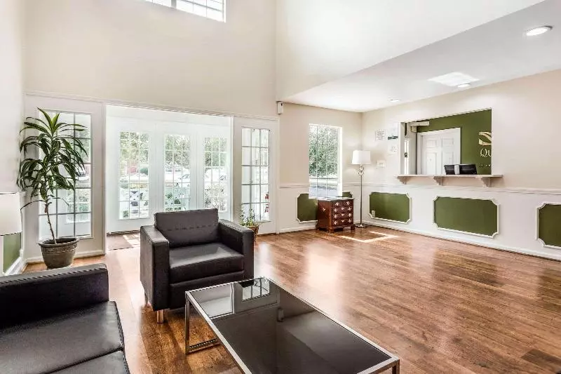 호텔 Quality Inn Lancaster