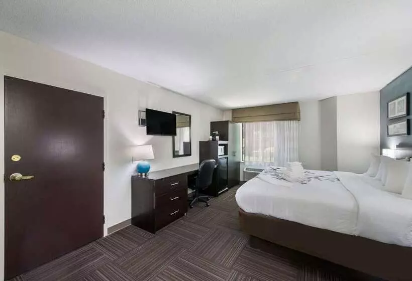 هتل Sleep Inn & Suites Chesapeake Portsmouth