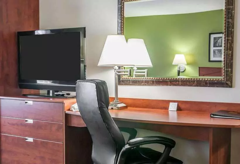 호텔 Sleep Inn & Suites Conference Center And Water Park