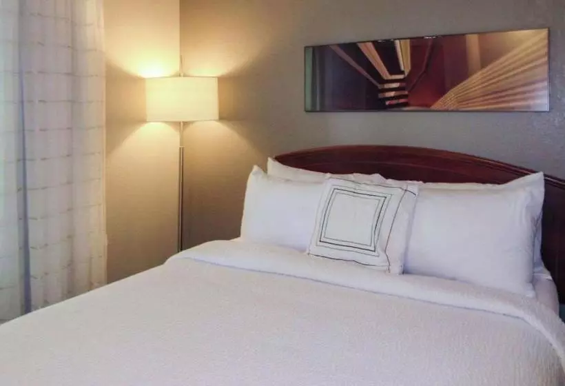 ホテル Suburban Extended Stay  Greenville Haywood Mall