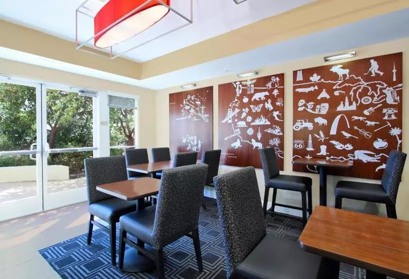 酒店 Towneplace Suites Redwood City Redwood Shores