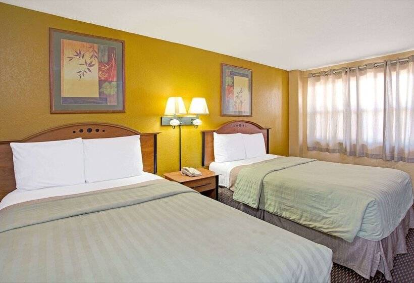 فندق Travelodge By Wyndham Fort Lauderdale
