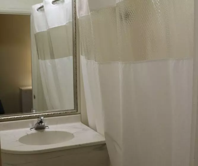 هتل Travelodge By Wyndham Pendleton Or