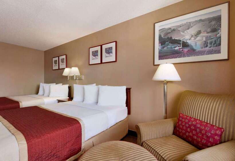 هتل Travelodge By Wyndham Port Of Tacoma Wa