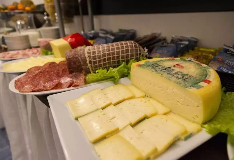 Jr Hotels Bocconi Milano