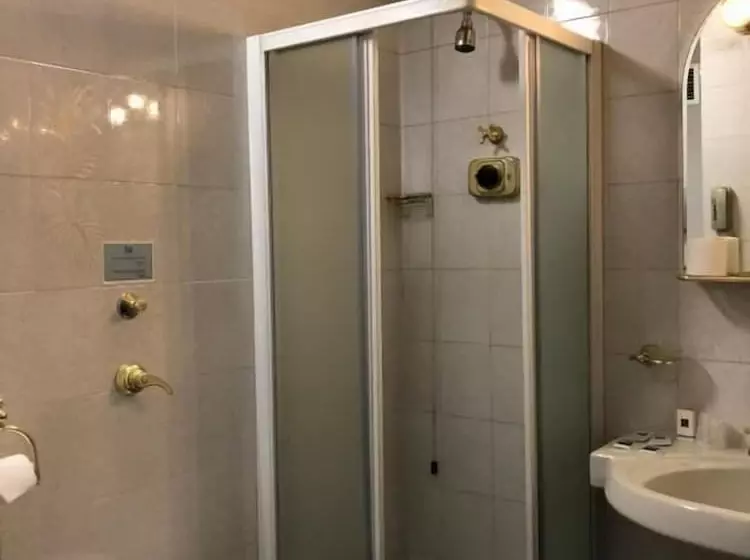 Jr Hotels Bocconi Milano