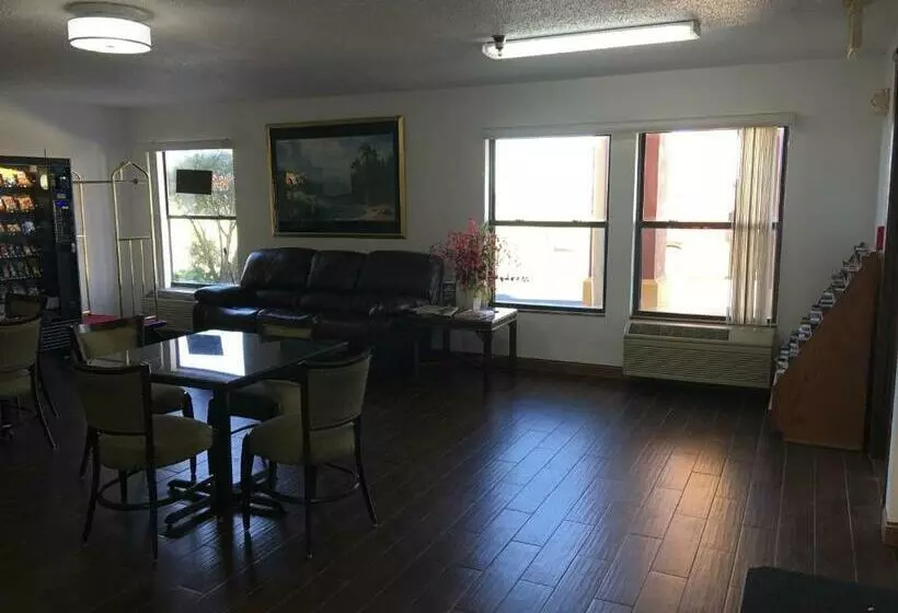 فندق على الطريق Arlington Inn And Suites