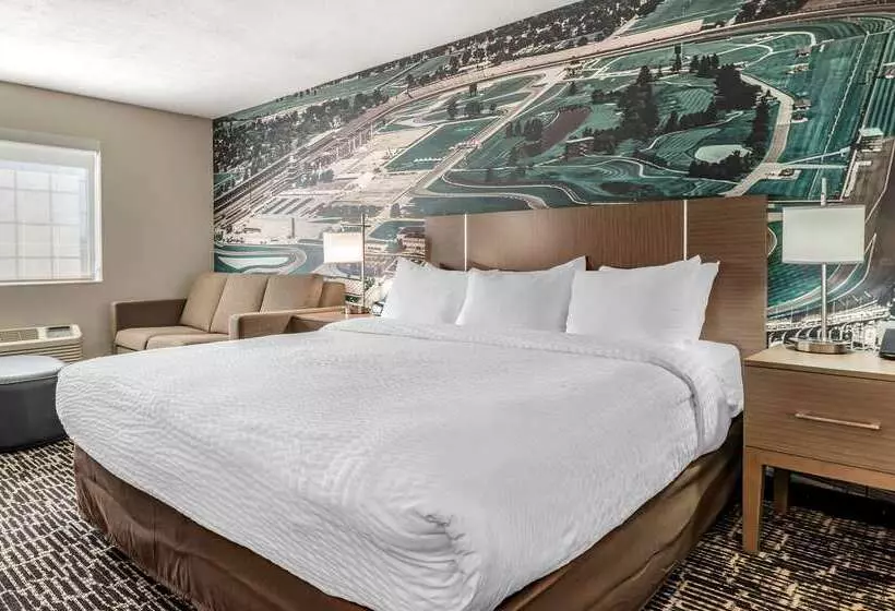 فندق على الطريق Clarion Pointe Indianapolis Airport