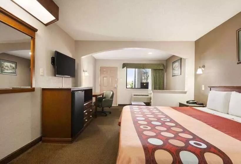 Motelli Super 8 By Wyndham Baton Rouge/i12