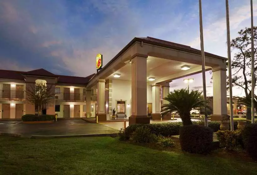 Motelli Super 8 By Wyndham Baton Rouge/i12