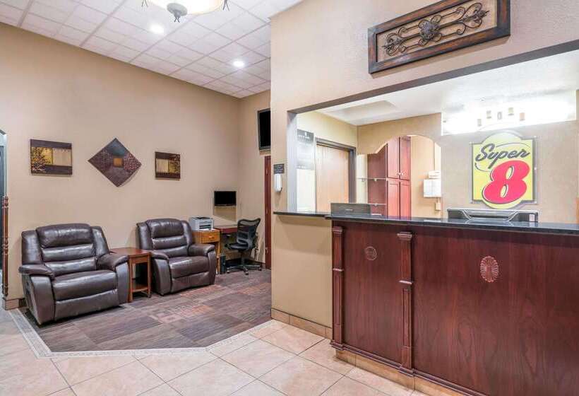 Motelli Super 8 By Wyndham Bismarck