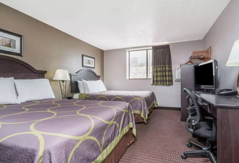 فندق على الطريق Super 8 By Wyndham Bismarck