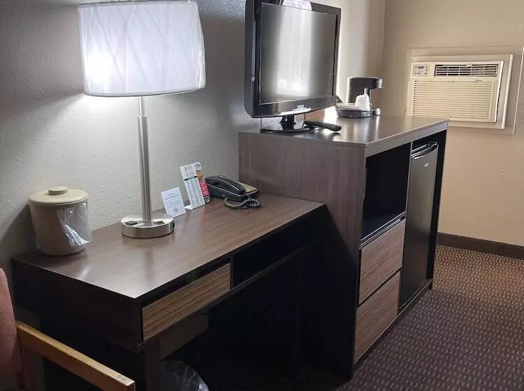 فندق على الطريق Super 8 By Wyndham Bismarck