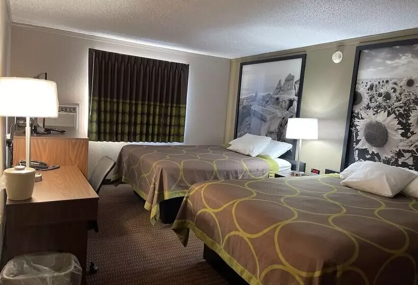 فندق على الطريق Super 8 By Wyndham Bismarck