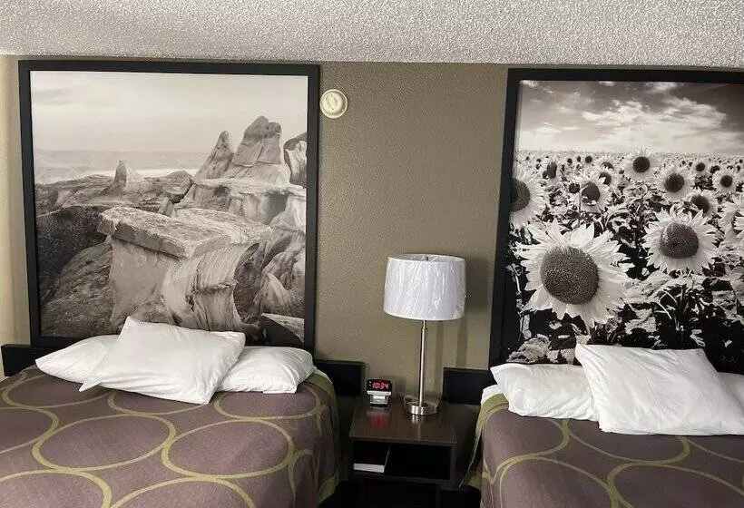 فندق على الطريق Super 8 By Wyndham Bismarck