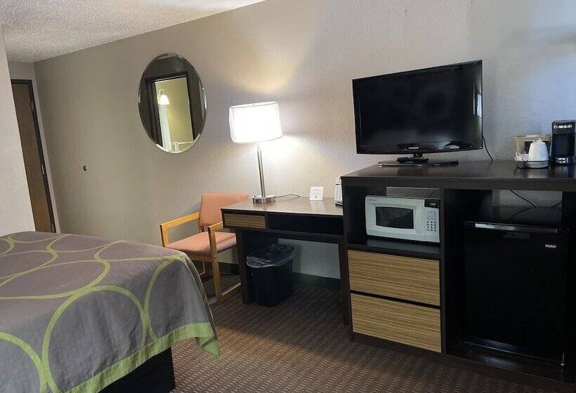 Motelli Super 8 By Wyndham Bismarck