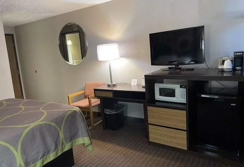 فندق على الطريق Super 8 By Wyndham Bismarck