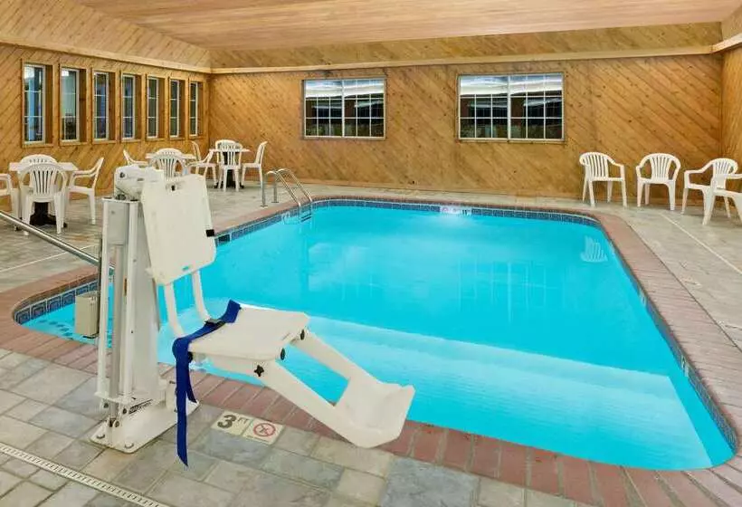 汽车旅馆 Super 8 By Wyndham Clarinda