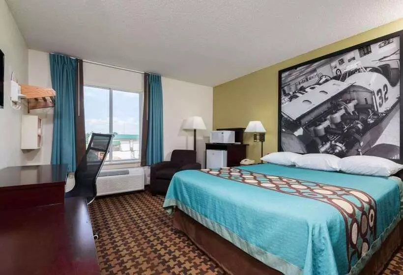 فندق على الطريق Super 8 By Wyndham Cloverdale In