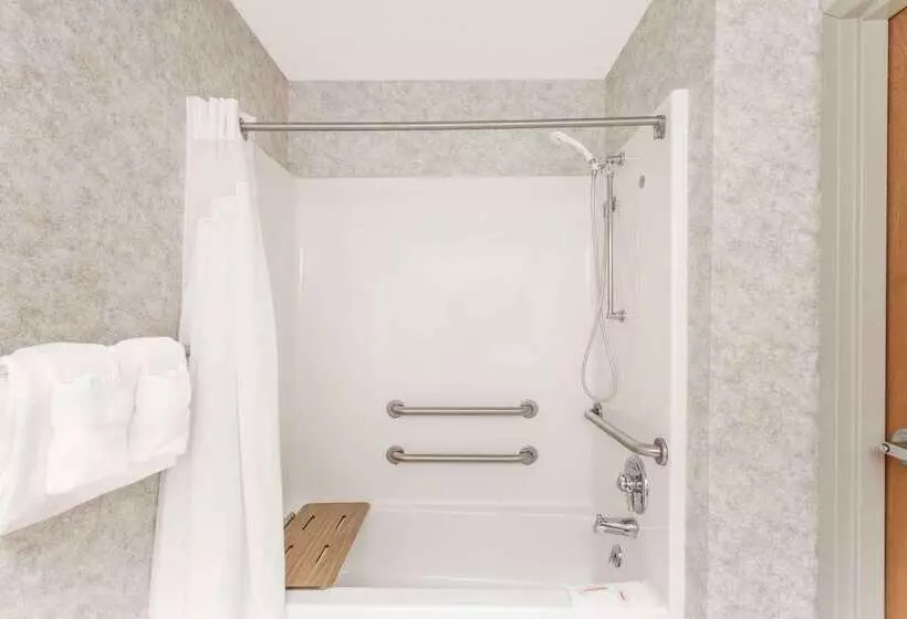 모텔 Super 8 By Wyndham Erwin, I 26 Exit 37