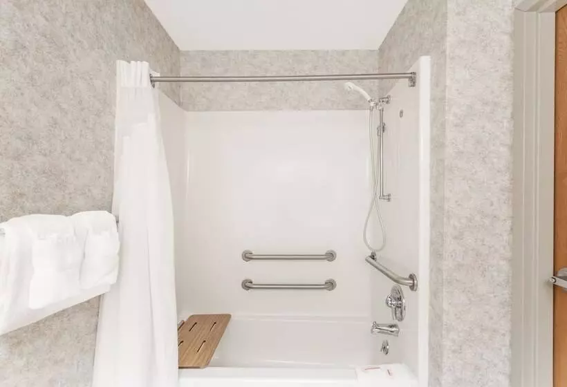 모텔 Super 8 By Wyndham Erwin, I 26 Exit 37