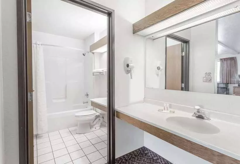 Мотель Super 8 By Wyndham Prince Frederick