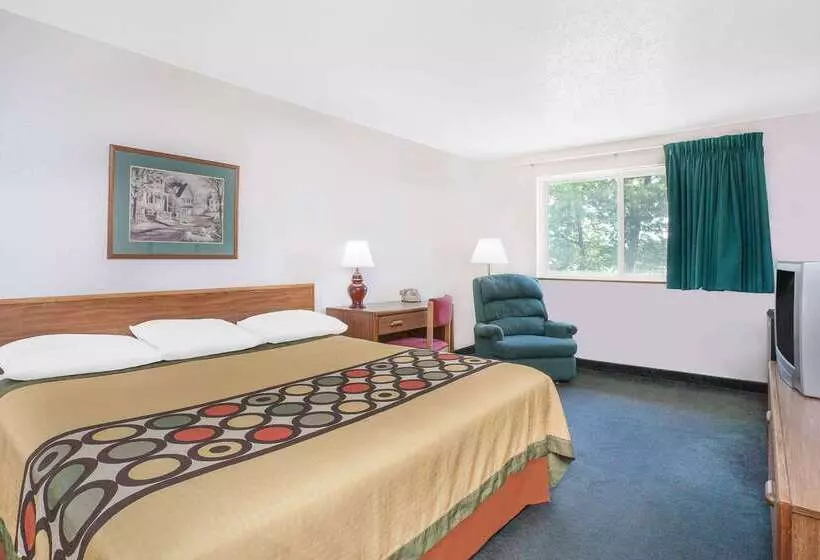 汽车旅馆 Super 8 By Wyndham Queensbury Glen Falls, Lake George Area