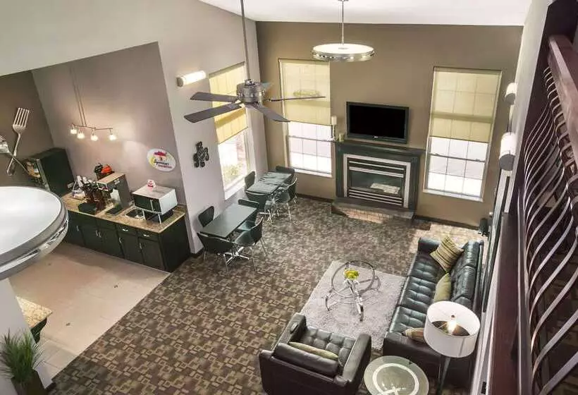 מוטל Super 8 By Wyndham Stafford/springfield Area