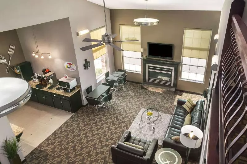 מוטל Super 8 By Wyndham Stafford/springfield Area