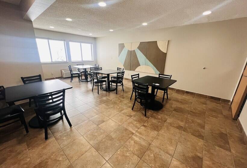 Motel Super 8 By Wyndham Humboldt