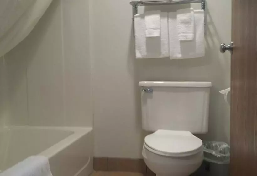 فندق على الطريق Super 8 By Wyndham Humboldt