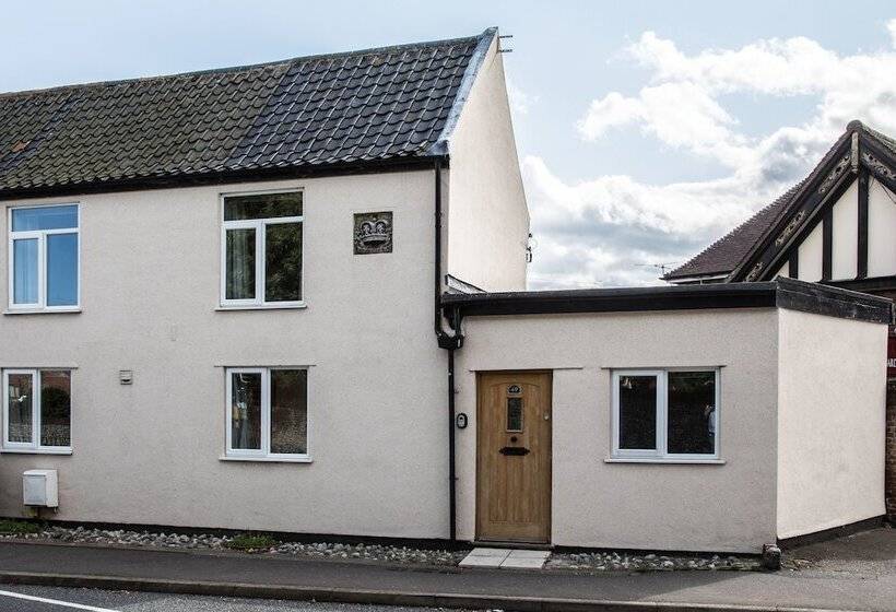 Beach Breeze Cottage