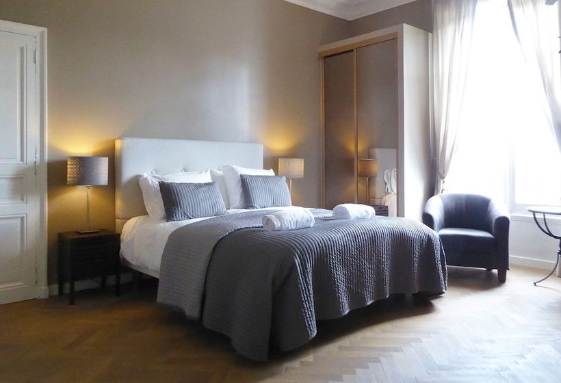 ベッドアンドブレックファースト Chateau Breduriere