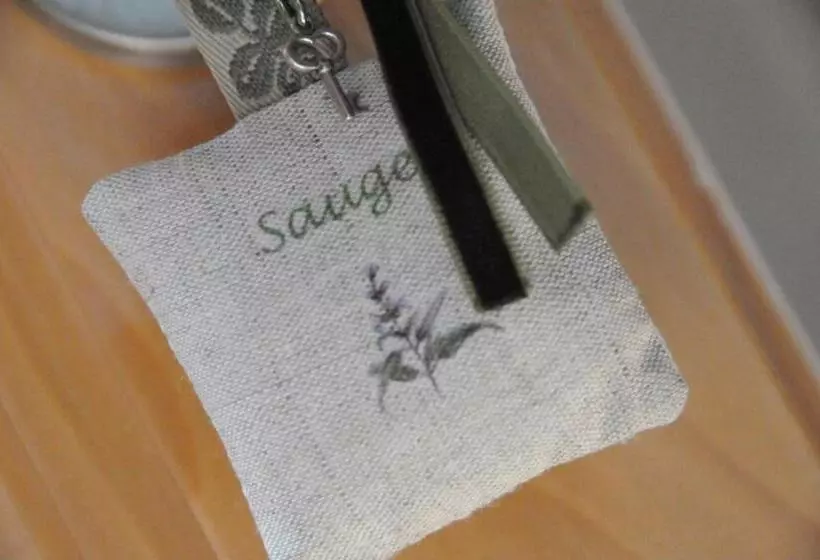 Aamiaismajoitus (B&B) Le Champ Bagnolet