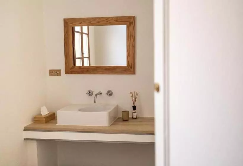 ベッドアンドブレックファースト Le Prieuré Notre Dame