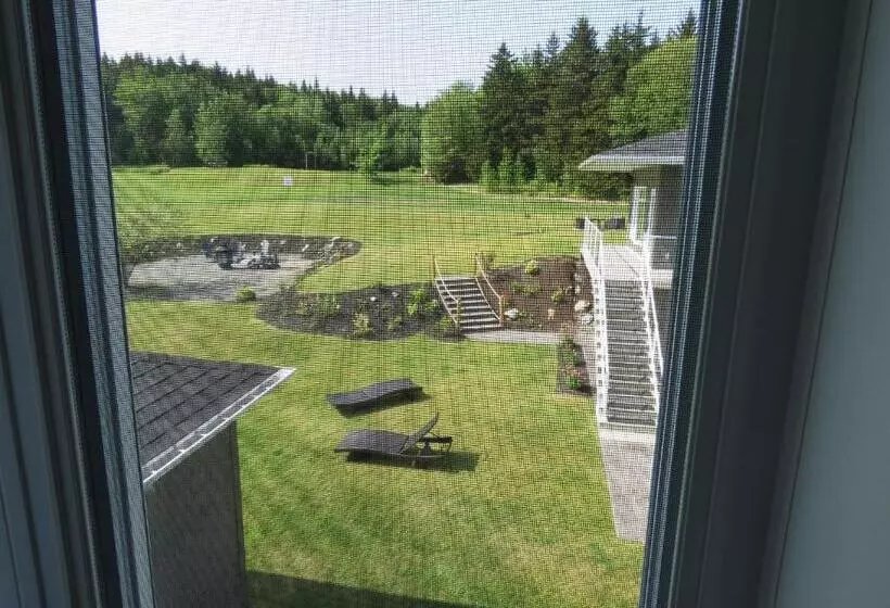 Hostelli Le Sainte Hélène Auberge & Spa Nordique