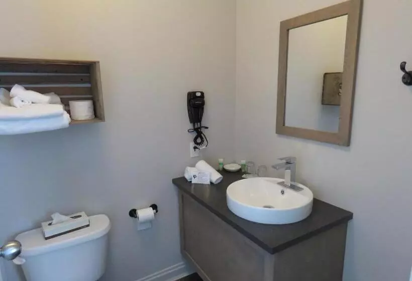 Hostelli Le Sainte Hélène Auberge & Spa Nordique