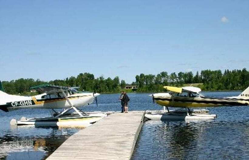 בית מלון כפרי Elk Lake Eco Centre