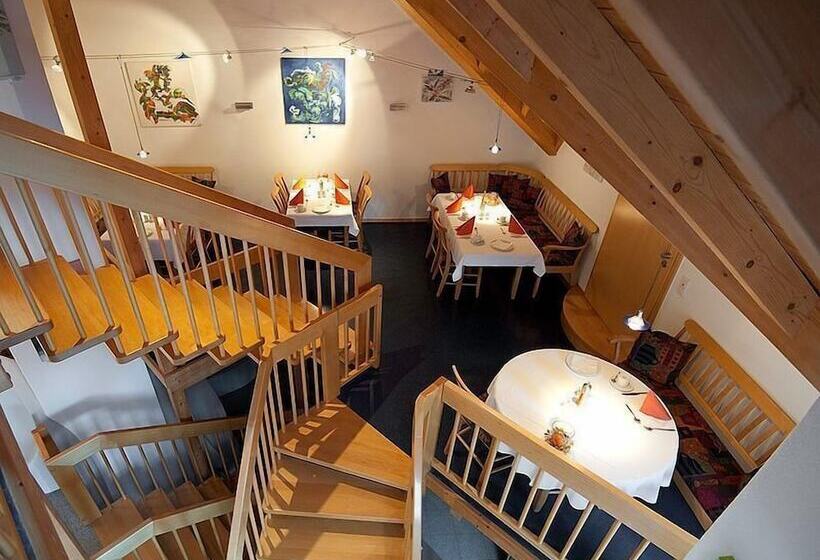 בית מלון כפרי Gästehaus & Weingut Peth