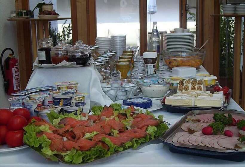 בית מלון כפרי Gästehaus & Weingut Peth