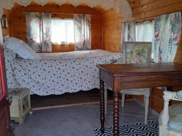 בית מלון כפרי Le Clos Des Epinettes